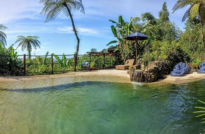 Sarinbuana Eco 4*